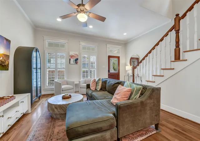 Photo 4 of Sale Pending at 1533 Blair St, Houston, TX 77008 | MLS# 6509168 | Listing updated on 2026-09-19
