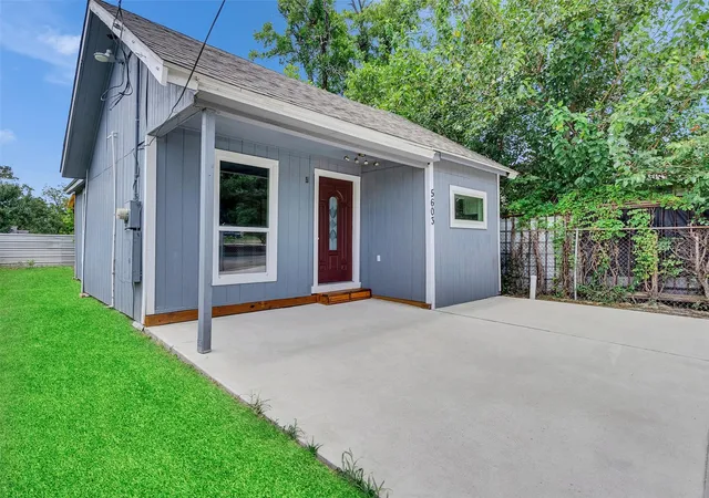 Photo 3 of Single family home for sale at 5603 N Wayside Dr, Houston, TX 77028 | MLS# 9375915 | Listing updated on 2026-09-15
