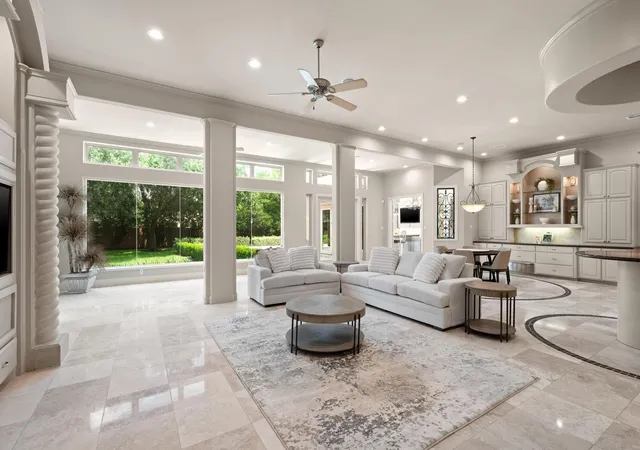 Photo 4 of Single family home for sale at 16 Grand Mnr, Sugar Land, TX 77479 | MLS# 19695805 | Listing updated on 2026-09-28