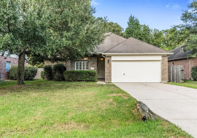 Photo 2 of Single family home for sale at 28910 Hidden Lake Ct, Magnolia, TX 77354 | MLS# 60487754 | Listing updated on 2026-09-21