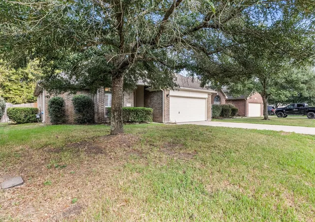 Photo 3 of Single family home for sale at 28910 Hidden Lake Ct, Magnolia, TX 77354 | MLS# 60487754 | Listing updated on 2026-09-21