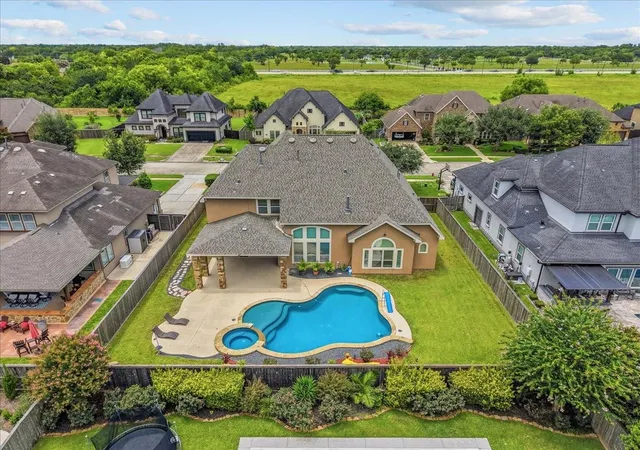 Photo 1 of Single family home for sale at 1817 Eagle Crk Dr, Friendswood, TX 77546 | MLS# 69561213 | Listing updated on 2026-10-06