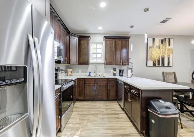 Photo 3 of Single family home for sale at 3433 Lydia St, Houston, TX 77021 | MLS# 10368010 | Listing updated on 2026-09-11