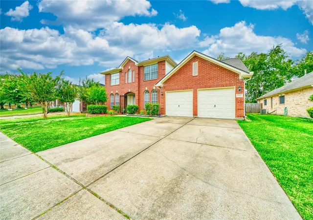 Photo 3 of Single family home for sale at 8942 Norham Dr, Houston, TX 77083 | MLS# 45199410 | Listing updated on 2026-09-22