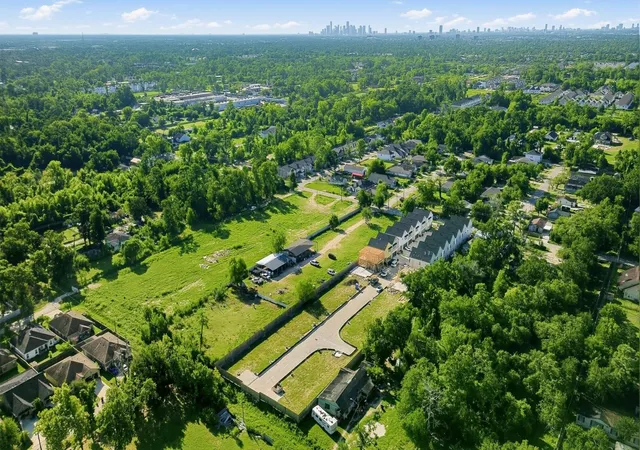 Photo 4 of Land for sale at 2236 Wilburforce St, Houston, TX 77091 | MLS# 39189499 | Listing updated on 2026-09-22