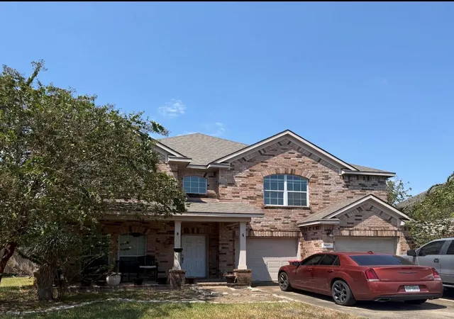Photo 1 of Single family home for sale at 9907 Lynnwood Dr, Baytown, TX 77521 | MLS# 70003624 | Listing updated on 2026-09-17