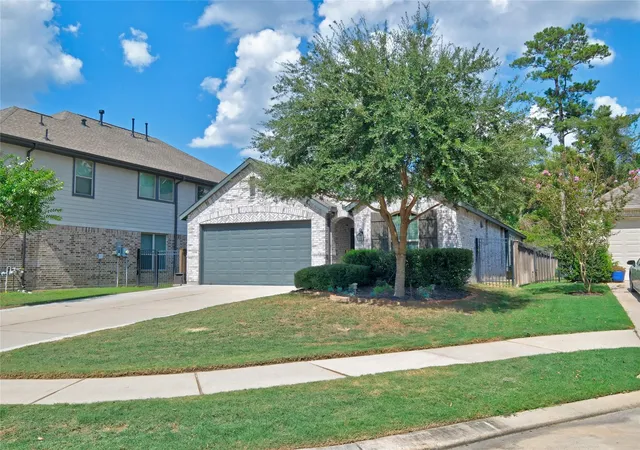 Photo 3 of Single family home for sale at 27015 Hidden Rock Ct, Magnolia, TX 77354 | MLS# 12179552 | Listing updated on 2026-10-07