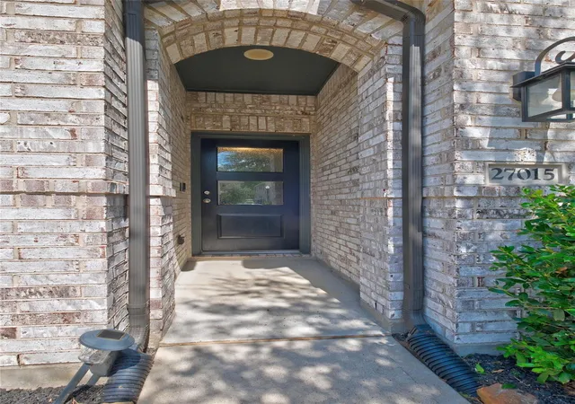 Photo 4 of Single family home for sale at 27015 Hidden Rock Ct, Magnolia, TX 77354 | MLS# 12179552 | Listing updated on 2026-10-07