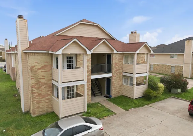 Photo 2 of Multi family home for sale at 1312 Brenda Ln, Humble, TX 77338 | MLS# 27787635 | Listing updated on 2026-09-11