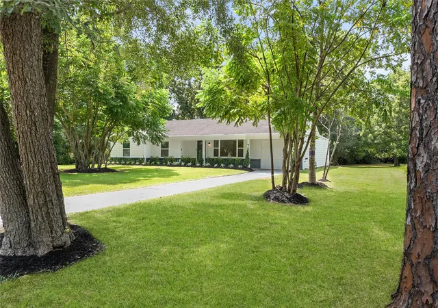 Photo 3 of Single family home for sale at 703 Newton Dr, Richmond, TX 77469 | MLS# 15429703 | Listing updated on 2026-09-20