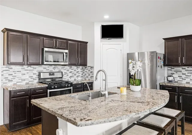 Photo 2 of Single family home for sale at 21202 Audubon Russet Rd, Katy, TX 77449 | MLS# 17378971 | Listing updated on 2026-09-24