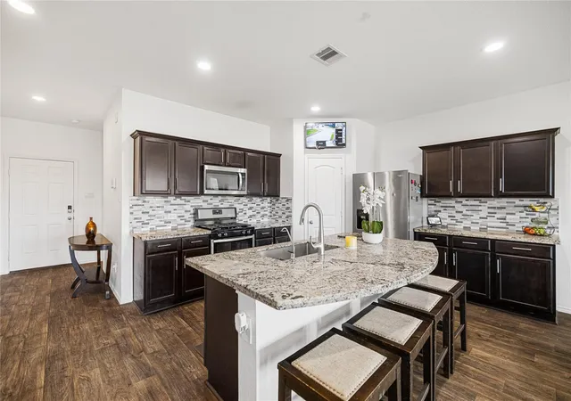 Photo 3 of Single family home for sale at 21202 Audubon Russet Rd, Katy, TX 77449 | MLS# 17378971 | Listing updated on 2026-09-24