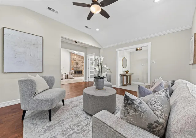 Photo 1 of Single family home for sale at 602 Patchester Dr, Houston, TX 77079 | MLS# 39848519 | Listing updated on 2026-09-19