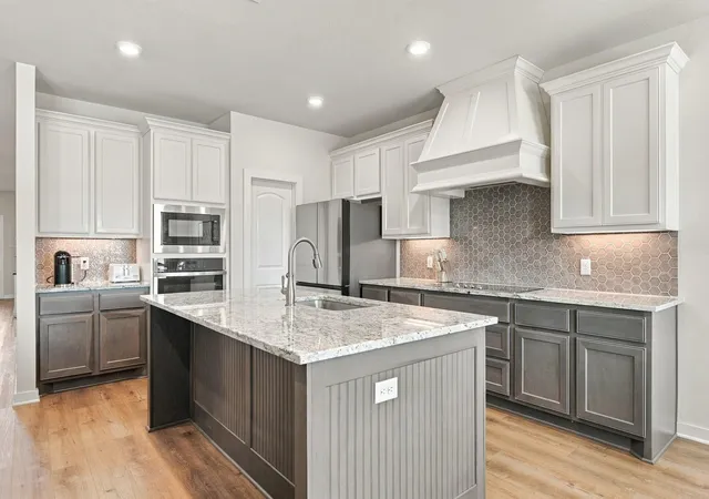 Photo 4 of Single family home for sale at 4118 Vintage Ests Ct, Bryan, TX 77808 | MLS# 93073401 | Listing updated on 2026-09-23