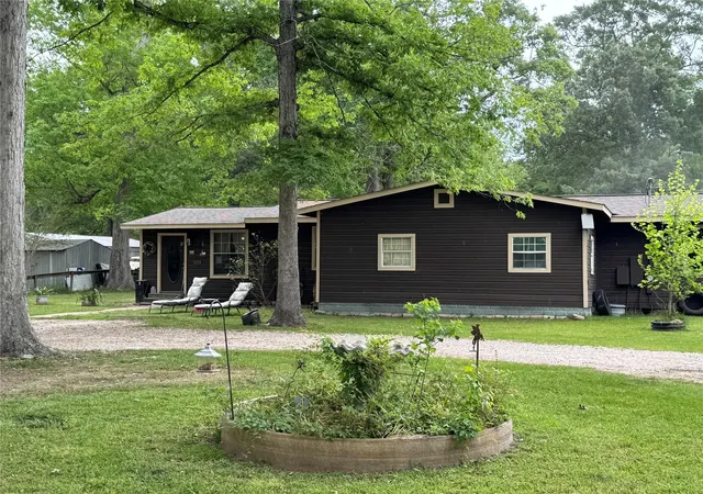 Single family home for sale at 11261 Crossno Dr, Cleveland, TX 77328 | MLS# 8645958