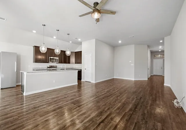 Photo 3 of Single family home for sale at 3465 Lockett Hall Cir, Bryan, TX 77808 | MLS# 57474660 | Listing updated on 2026-09-19