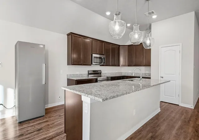 Photo 4 of Single family home for sale at 3465 Lockett Hall Cir, Bryan, TX 77808 | MLS# 57474660 | Listing updated on 2026-09-19