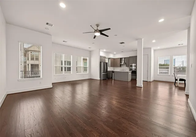 Photo 4 of Townhouse for sale at 2004 Rosedale St #C, Houston, TX 77004 | MLS# 82392099 | Listing updated on 2026-09-10