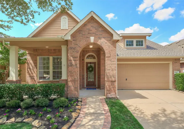 Photo 2 of Single family home for sale at 18503 S Raven Shore Dr, Cypress, TX 77433 | MLS# 79267247 | Listing updated on 2026-09-24