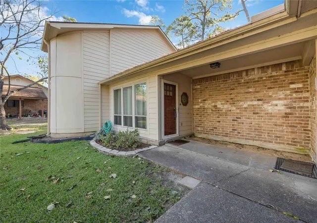 Photo 4 of Single family home for sale at 20534 Appaloosa Trl, Crosby, TX 77532 | MLS# 12865137 | Listing updated on 2026-09-05