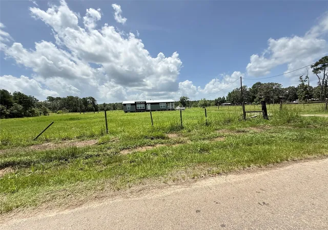 Photo 4 of Land for sale at 528 Co Rd 823, Buna, TX 77612 | MLS# 16545607 | Listing updated on 2026-09-22