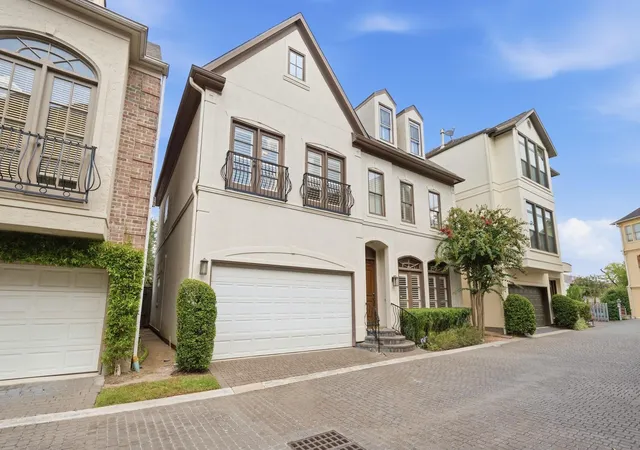 Photo 2 of Single family home for sale at 9249 Buffalo Speedway, Houston, TX 77025 | MLS# 41155588 | Listing updated on 2026-09-25