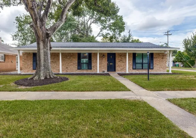 Single family home for sale at 5933 Birdwood Rd, Houston, TX 77074 | MLS# 89253396