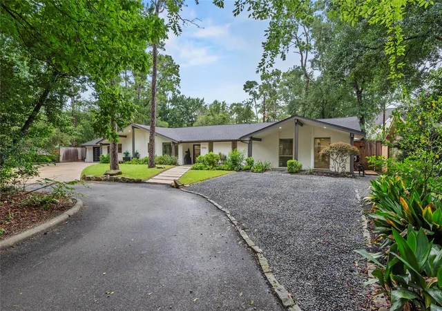 Photo 35 of Single family home for sale at 12506 Winding Brk Ln, Houston, TX 77024 | MLS# 42233848 | Listing updated on 2026-10-08