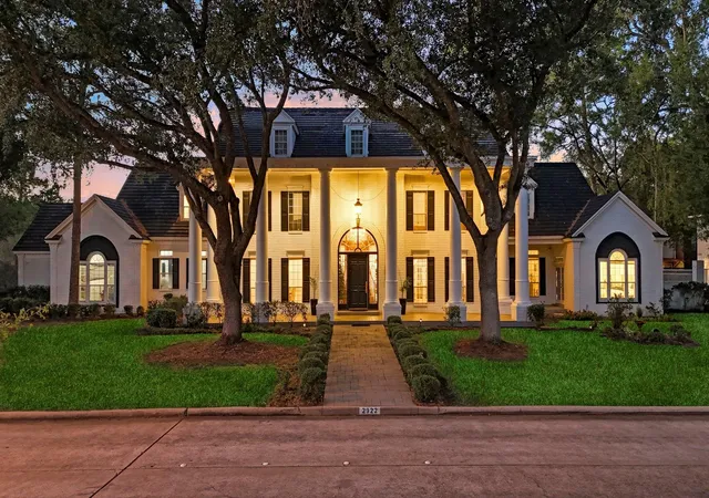 Photo 2 of Single family home for sale at 2922 Cedar Woods Pl, Houston, TX 77068 | MLS# 60851557 | Listing updated on 2026-09-01