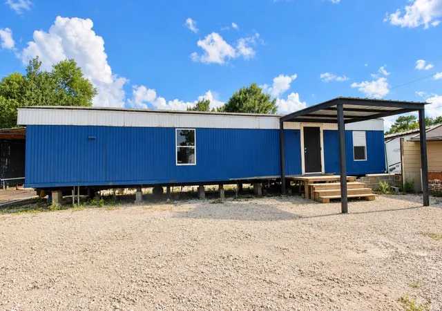 Photo 2 of Single family home for sale at 282 County Rd 3406, Cleveland, TX 77327 | MLS# 62885840 | Listing updated on 2026-09-11
