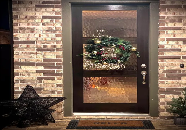 Photo 2 of Single family home for sale at 352 Mallorn Ln, Montgomery, TX 77316 | MLS# 92108826 | Listing updated on 2026-09-11