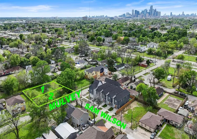 Photo 2 of Land for sale at 0 1/2 Sam Wilson St, Houston, TX 77020 | MLS# 49764197 | Listing updated on 2026-09-22