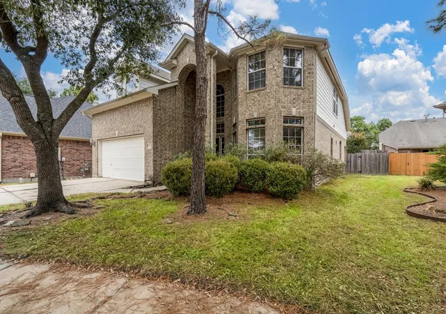 Photo 3 of Single family home for sale at 17310 Bear Mist Dr, Houston, TX 77095 | MLS# 39398596 | Listing updated on 2026-09-06