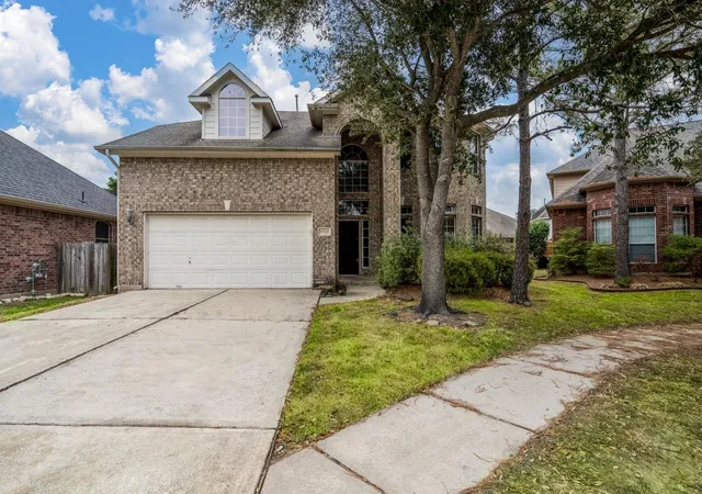 Photo 4 of Single family home for sale at 17310 Bear Mist Dr, Houston, TX 77095 | MLS# 39398596 | Listing updated on 2026-09-06