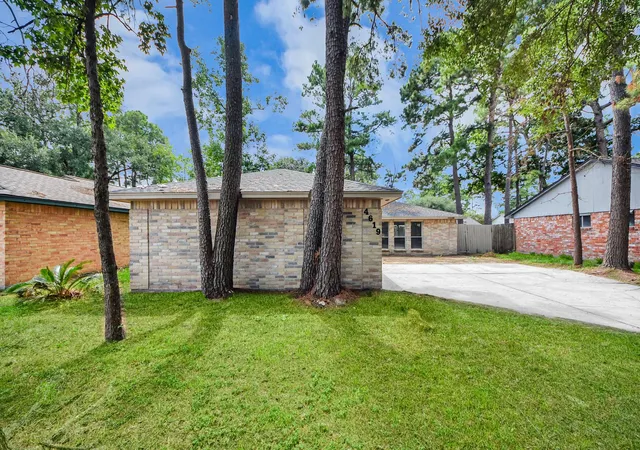 Photo 3 of Single family home for sale at 4619 Whispering Rock Ln, Spring, TX 77388 | MLS# 39358550 | Listing updated on 2026-09-25