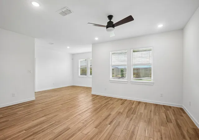 Photo 4 of Single family home for sale at 663 Daniels Lake Ln, Dayton, TX 77535 | MLS# 97356519 | Listing updated on 2026-10-09