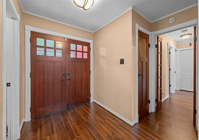 Photo 3 of Single family home for sale at 2119 Tree Ln, Kingwood, TX 77339 | MLS# 17763091 | Listing updated on 2026-09-08