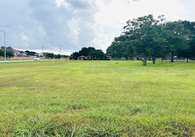 Photo 3 of Land for sale at 602 Sycamore Rd, Richmond, TX 77469 | MLS# 79363652 | Listing updated on 2026-10-03