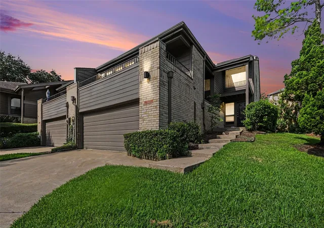 Single family home for sale at 18222 Bal Harbour Dr, Houston, TX 77058 | MLS# 42529596