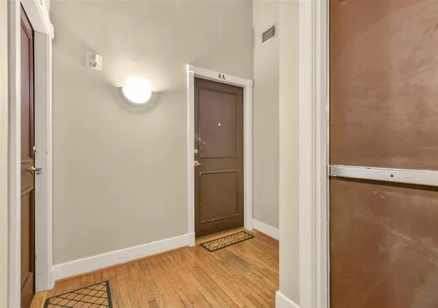 Photo 4 of Condo for sale at 415 22nd Street, Galveston, TX 77550 | MLS# 79403380 | Listing updated on 2026-09-09