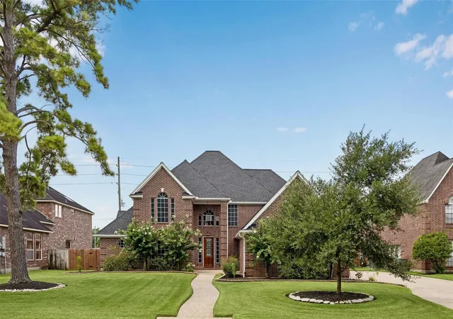 Photo 1 of Single family home for sale at 1686 Kelliwood Oaks Dr, Katy, TX 77450 | MLS# 67328445 | Listing updated on 2026-10-07