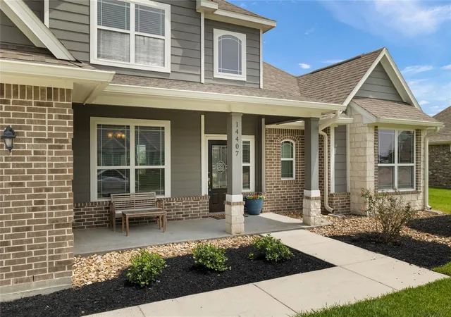 Photo 3 of Single family home for sale at 14407 Meadowlands Dr, Baytown, TX 77523 | MLS# 50409721 | Listing updated on 2026-09-12