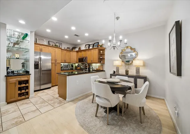 Photo 3 of Condo for sale at 11711 Memorial Dr #258, Houston, TX 77024 | MLS# 67224067 | Listing updated on 2026-10-02