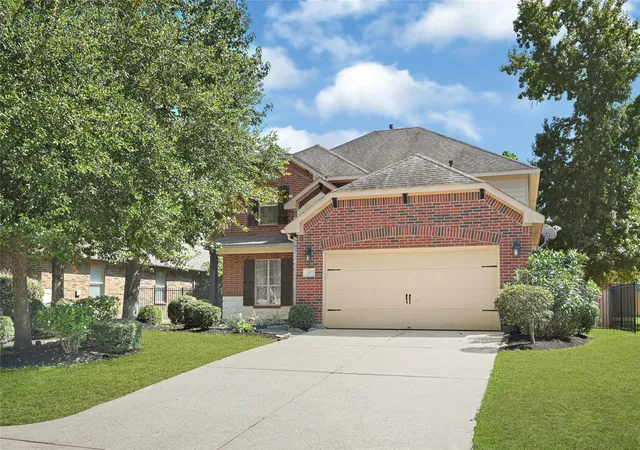 Photo 2 of Single family home for sale at 27 Hearthwick Rd, Tomball, TX 77375 | MLS# 3978400 | Listing updated on 2026-09-23