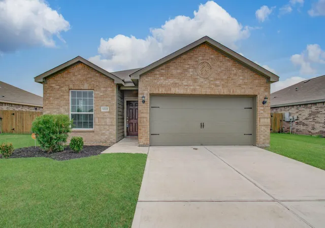Photo 3 of Single family home for sale at 1222 Paradise Found Dr, Rosharon, TX 77583 | MLS# 7957704 | Listing updated on 2026-09-04