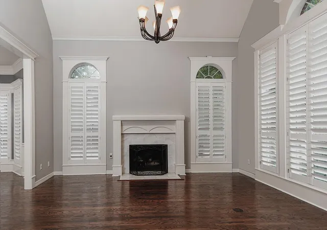 Photo 3 of Single family home for sale at 63 Bridgeberry Pl, The Woodlands, TX 77381 | MLS# 76189443 | Listing updated on 2026-09-08