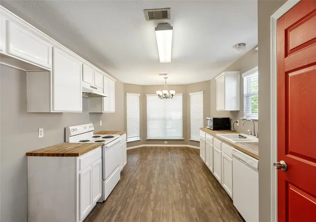 Photo 4 of Single family home for sale at 17818 Bullis Gap Dr, Hockley, TX 77447 | MLS# 11874538 | Listing updated on 2026-09-24