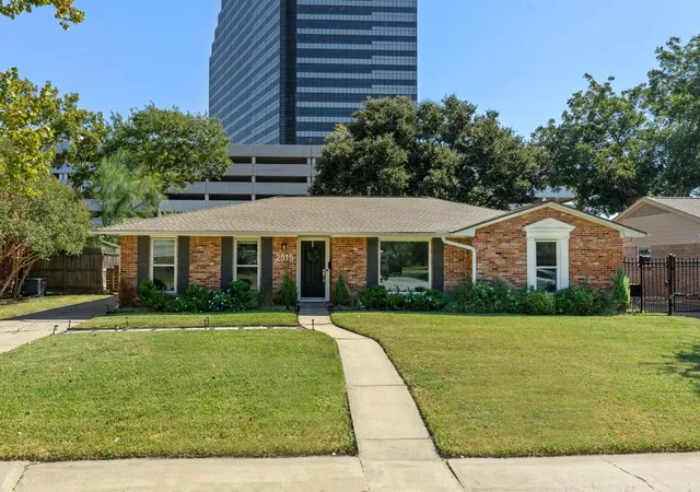 Photo 1 of Single family home for sale at 2515 Blue Willow Dr, Houston, TX 77042 | MLS# 39897222 | Listing updated on 2026-09-11