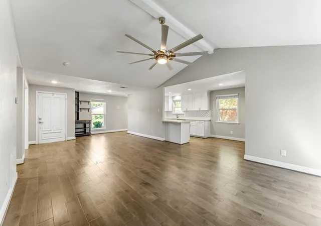 Photo 2 of Single family home for sale at 2515 Blue Willow Dr, Houston, TX 77042 | MLS# 39897222 | Listing updated on 2026-09-11