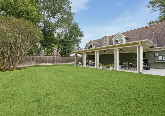 Photo 2 of Single family home for sale at 6023 Beaudry Dr, Houston, TX 77035 | MLS# 55386900 | Listing updated on 2026-09-24